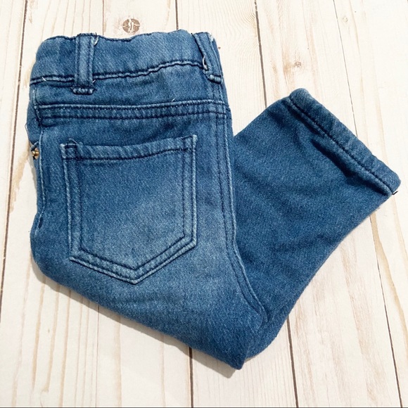 OSHKOSH B’GOSH Skinny Jeggings Size 12M - Picture 2 of 4